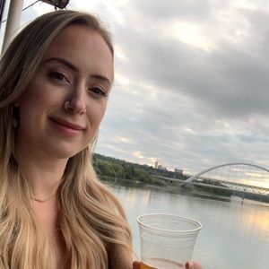 Meet your Posher, Chelsey